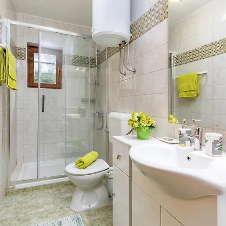別荘 Pet Friendly In Bonasini Butkovići