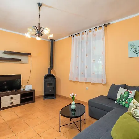 Pet Friendly In Bonasini * Butkovići